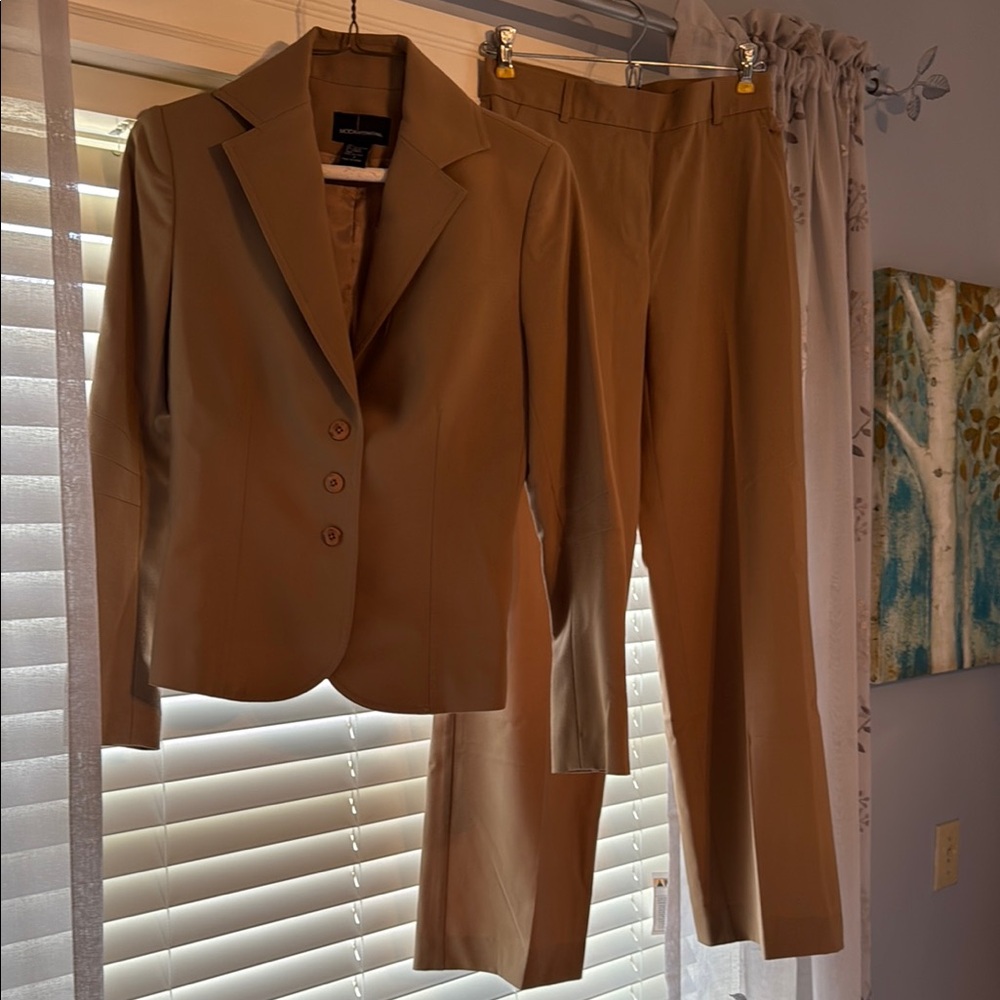 Beautiful Tan Blazer and Pants Suit Set